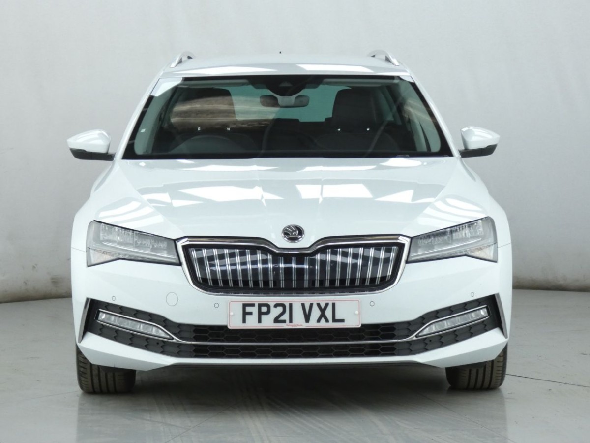 SKODA SUPERB 1.4 SE TECHNOLOGY IV DSG 5D 215 BHP - 2021 - £13,990