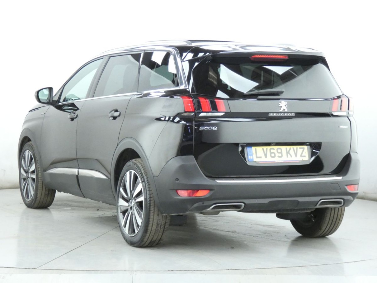 PEUGEOT 5008 1.2 PURETECH S/S GT LINE PREMIUM 5D 130 BHP - 2019 - £17,790