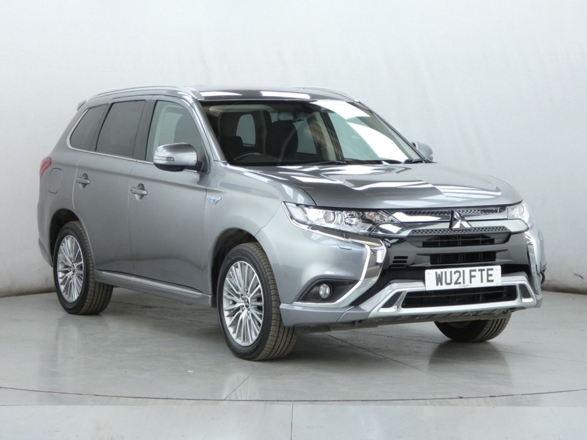 MITSUBISHI OUTLANDER 2.4 PHEV DESIGN 5D 222 BHP - 2021 - £16,990