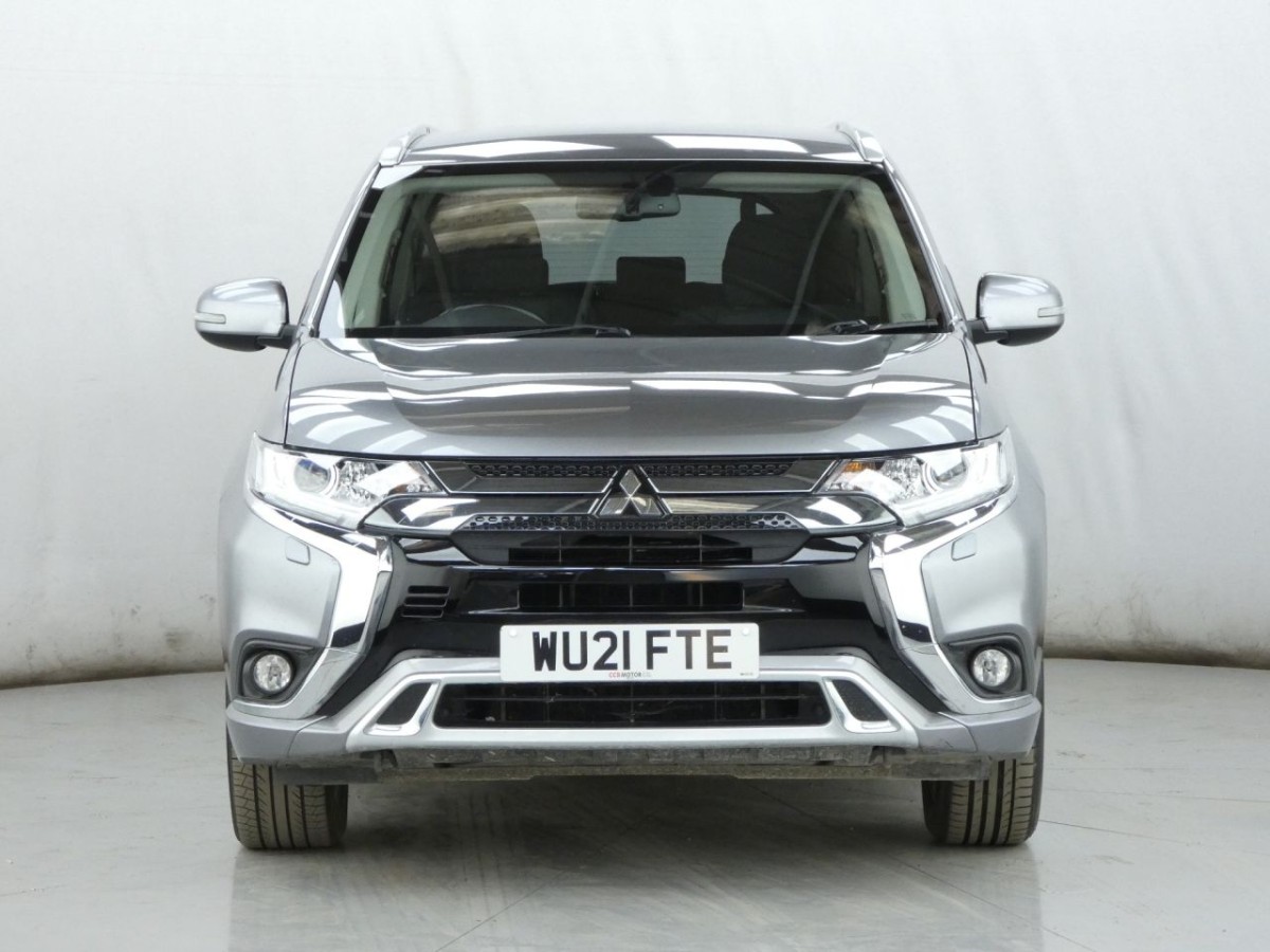 MITSUBISHI OUTLANDER 2.4 PHEV DESIGN 5D 222 BHP - 2021 - £16,990