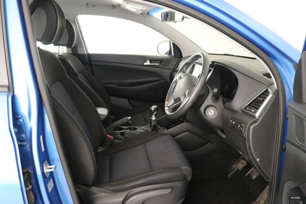 HYUNDAI TUCSON 1.7 CRDI SE NAV BLUE DRIVE 5D 114 BHP - 2017 - £15,990
