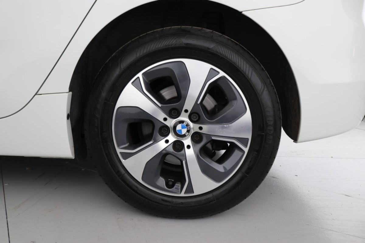 BMW 2 SERIES 1.5 218I SE ACTIVE TOURER 5D 134 BHP - 2016 - £12,300