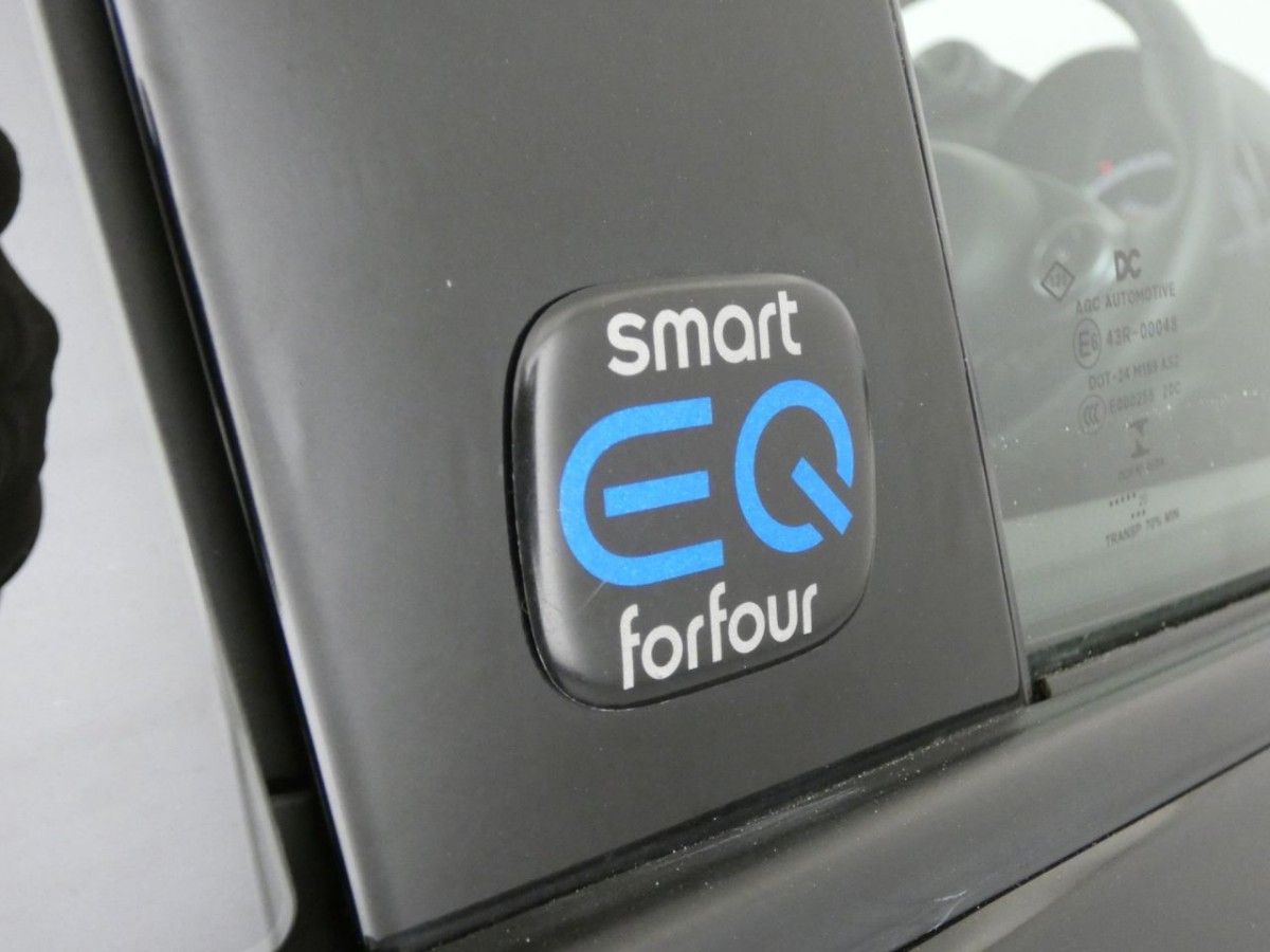 SMART EQ FORFOUR 0.0 PRIME EXCLUSIVE 5D 81 BHP - 2020 - £15,990