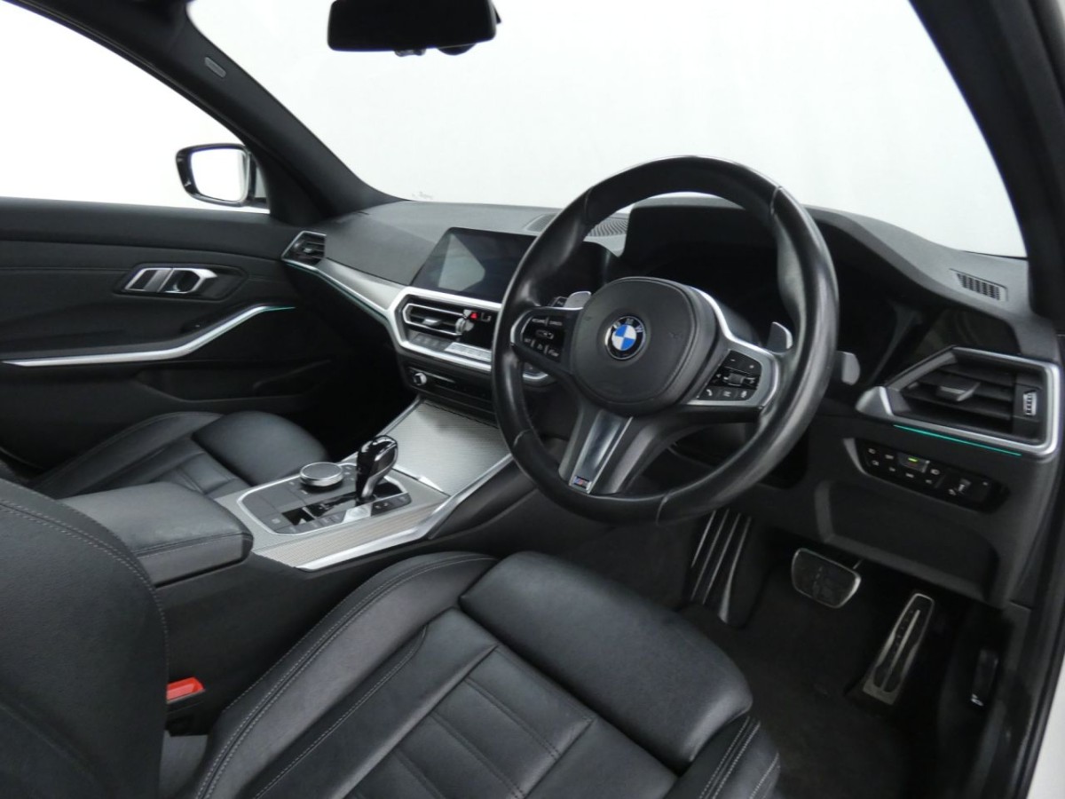 BMW 3 SERIES 2.0 330E M SPORT 4D 288 BHP - 2021 - £18,400