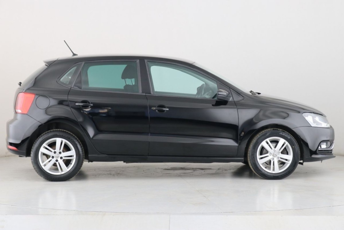 VOLKSWAGEN POLO 1.0 MATCH EDITION 5D 60 BHP - 2017 - £9,400