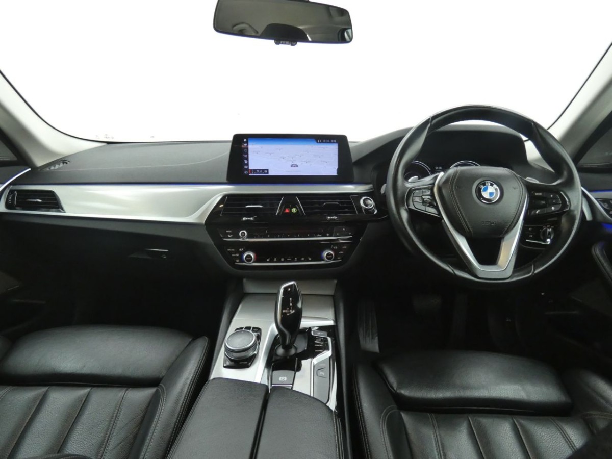 BMW 5 SERIES 2.0 530E SE 4D 249 BHP - 2017 - £13,990