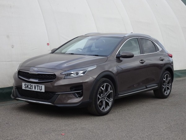 Carworld - KIA XCEED 1.0 3 ISG 5D 119 BHP