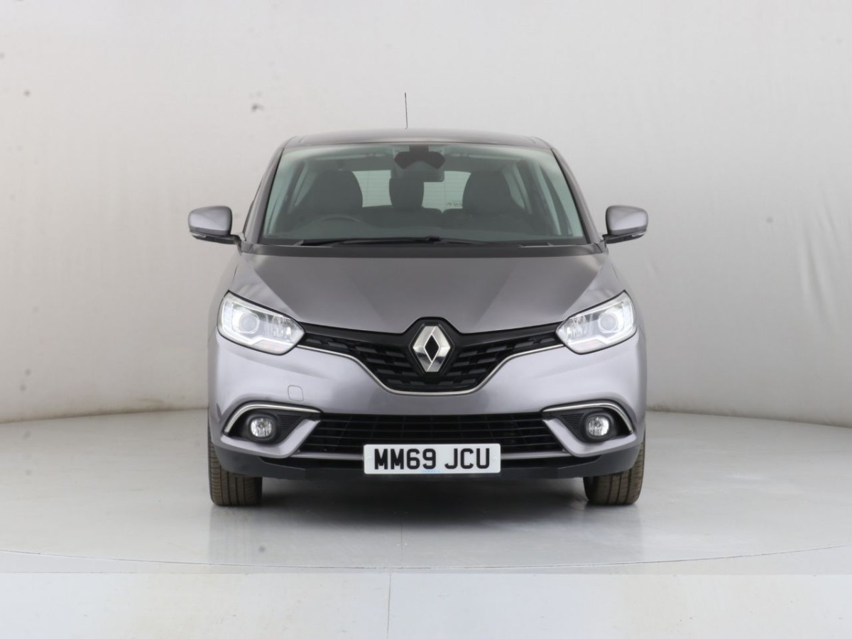 RENAULT GRAND SCENIC 1.7 PLAY DCI 5D 119 BHP - 2020 - £18,700