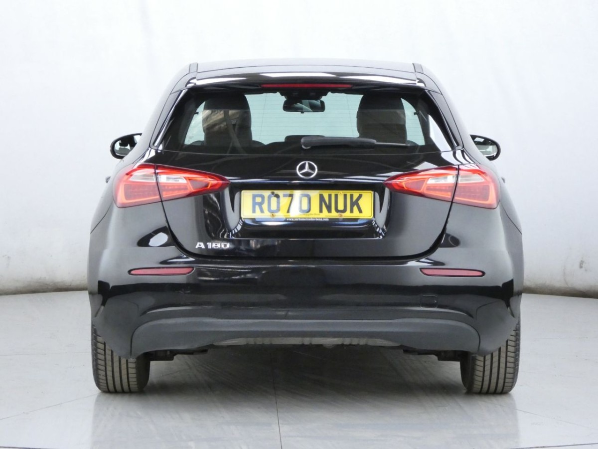 MERCEDES-BENZ A-CLASS 1.3 A 180 SE 5D 135 BHP - 2020 - £13,400