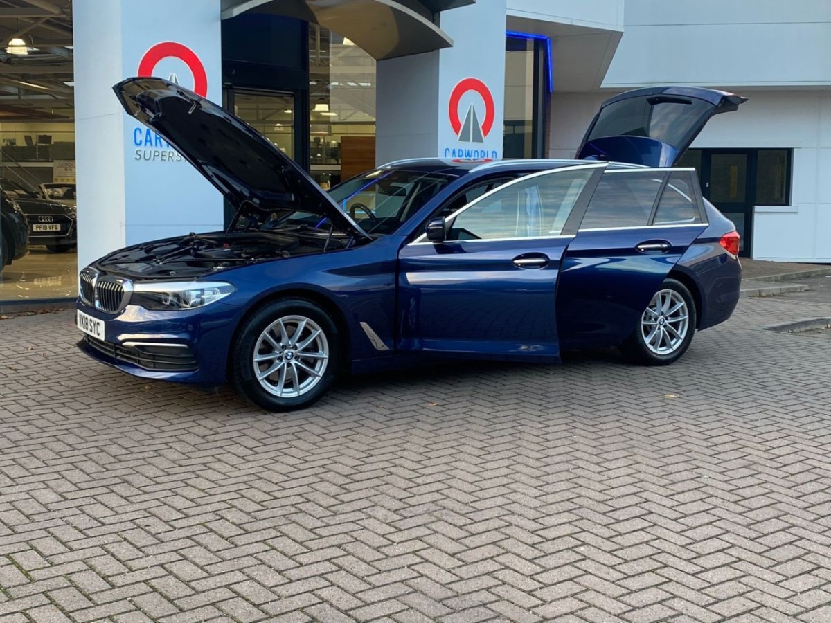 BMW 5 SERIES 2.0 520D SE TOURING 5D 188 BHP - 2018 - £18,990