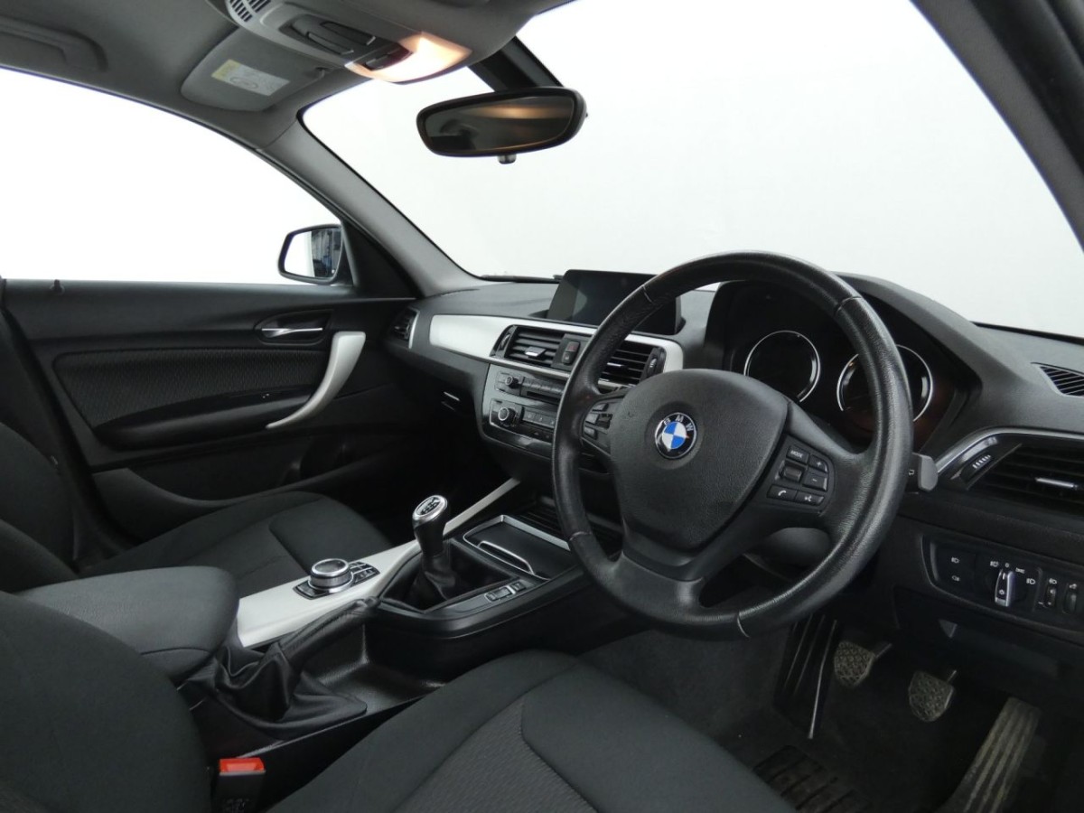 BMW 1 SERIES 1.5 116D SE BUSINESS 5D 114 BHP - 2018 - £11,790