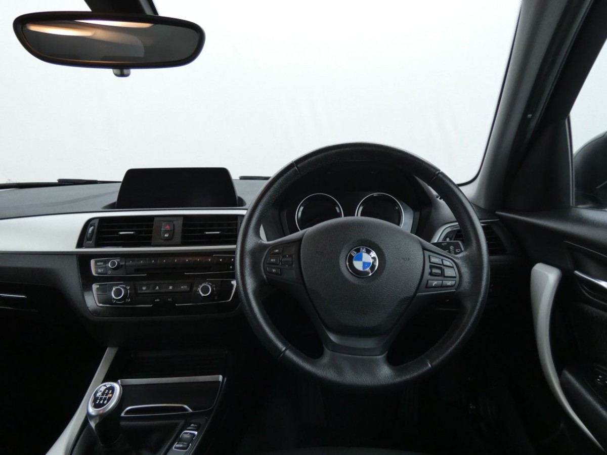 BMW 1 SERIES 1.5 116D SE BUSINESS 5D 114 BHP - 2018 - £11,790