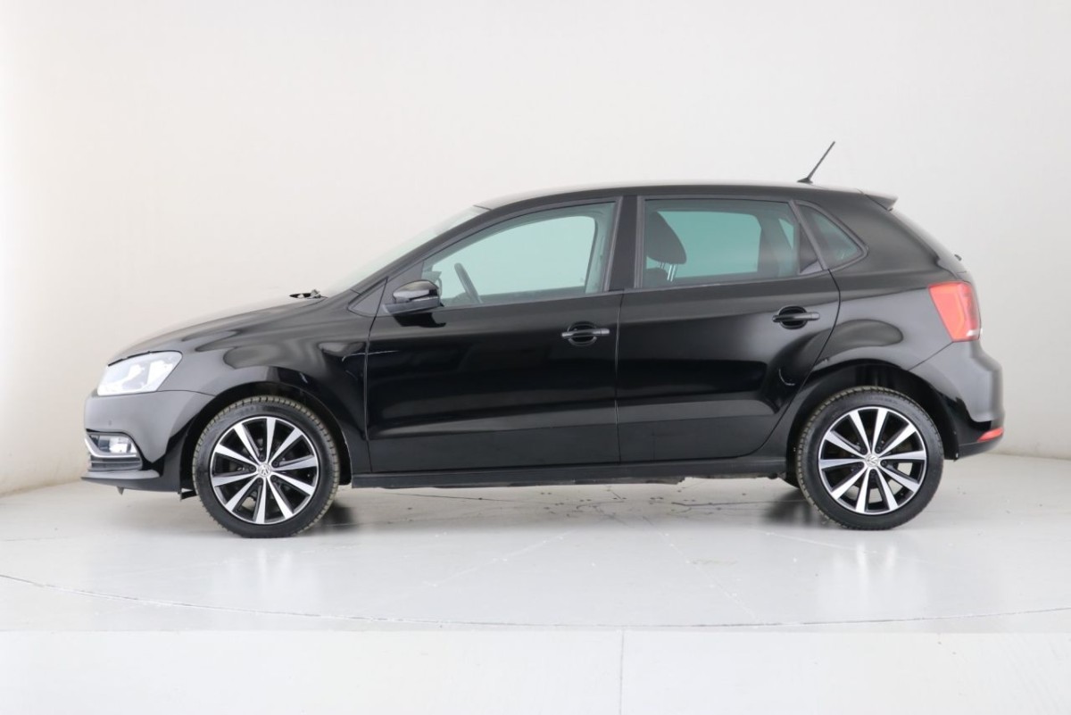 VOLKSWAGEN POLO 1.0 MATCH EDITION 5D 60 BHP - 2017 - £9,990