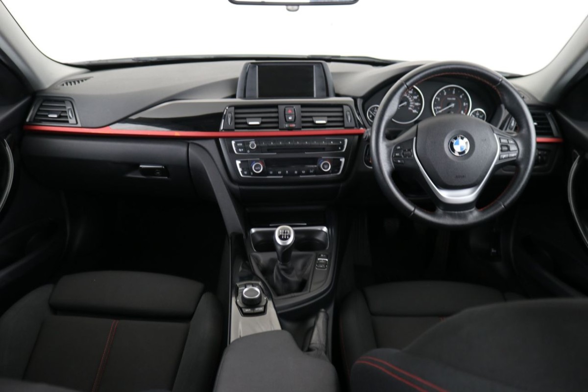 BMW 3 SERIES 2.0 318D SPORT 4D 141 BHP - 2014 - £12,490