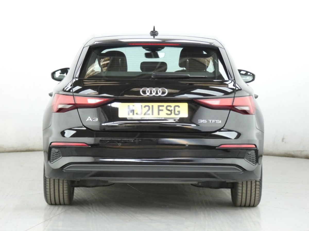 AUDI A3 1.5 SPORTBACK TFSI TECHNIK 5D 148 BHP - 2021 - £14,700