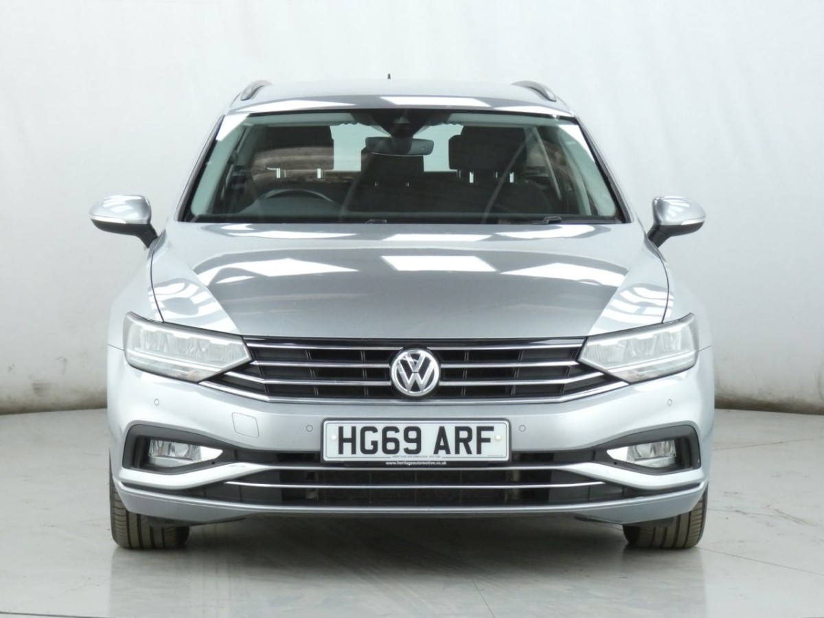 VOLKSWAGEN PASSAT 1.6 SE TDI DSG 5D 119 BHP - 2020 - £11,400