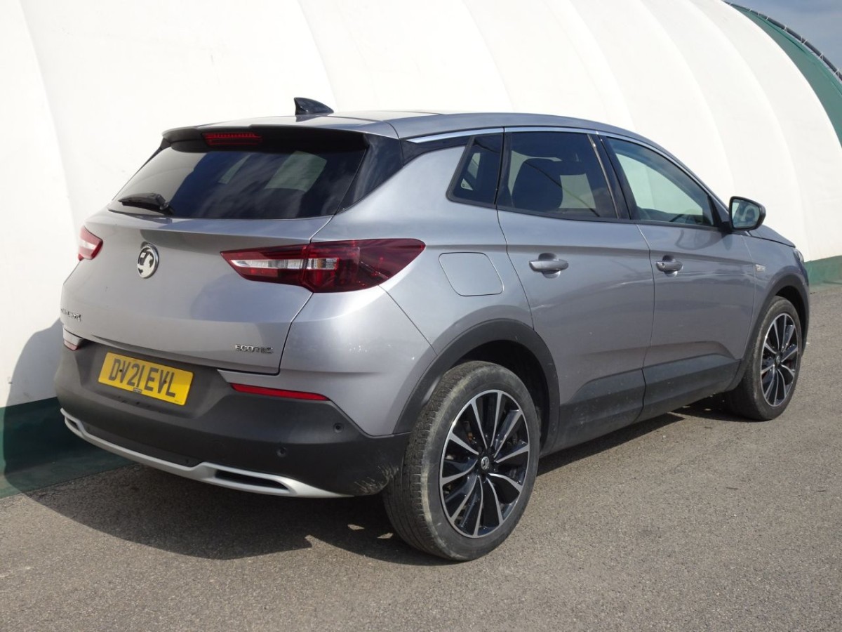 VAUXHALL GRANDLAND X 1.2 ELITE NAV 5D 129 BHP - 2021 - £12,700