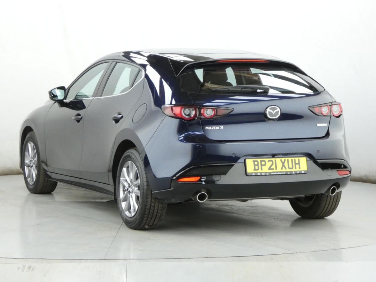 MAZDA 3 2.0 SE-L LUX MHEV 5D 121 BHP - 2021 - £15,400