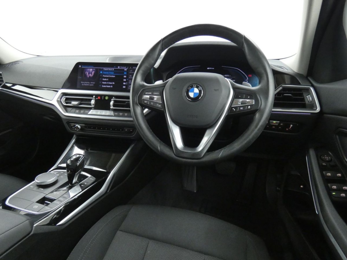 BMW 3 SERIES 2.0 330E SE PRO 4D 288 BHP - 2021 - £18,400