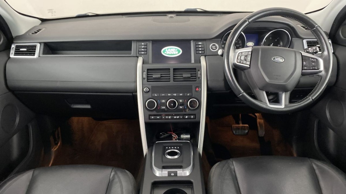 LAND ROVER DISCOVERY SPORT 2.0 TD4 HSE 5D 180 BHP - 2016 - £12,990