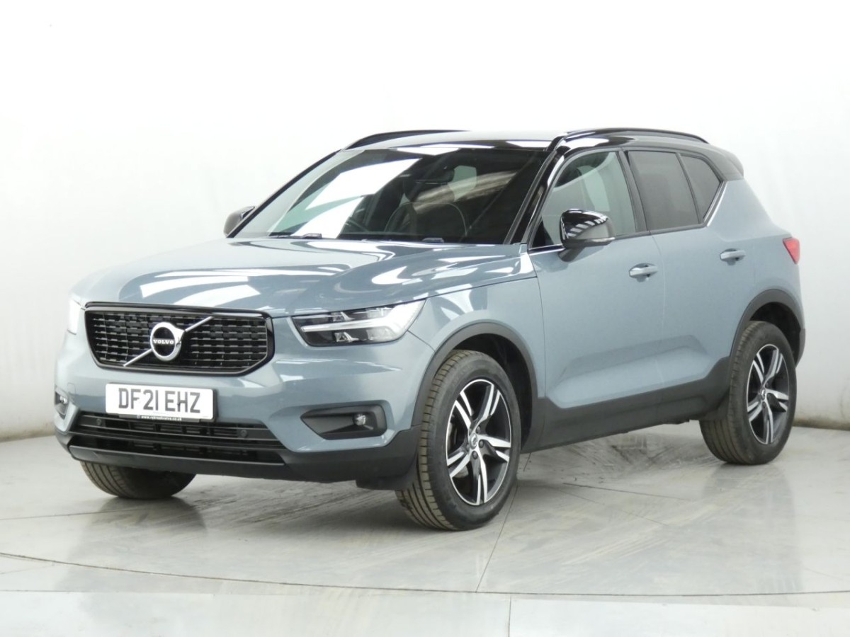 VOLVO XC40 1.5 T3 R-DESIGN 5D 161 BHP - 2021 - £24,990