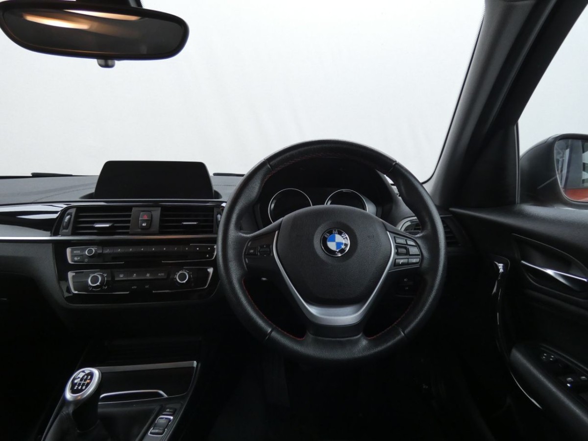 BMW 1 SERIES 2.0 118D SPORT 5D 147 BHP - 2018 - £11,400