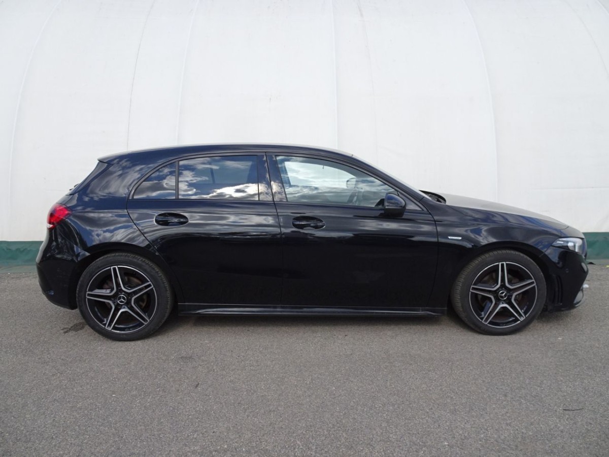 MERCEDES-BENZ A-CLASS 1.3 A 200 AMG LINE EDITION EXECUTIVE 5D 161 BHP - 2022 - £21,990