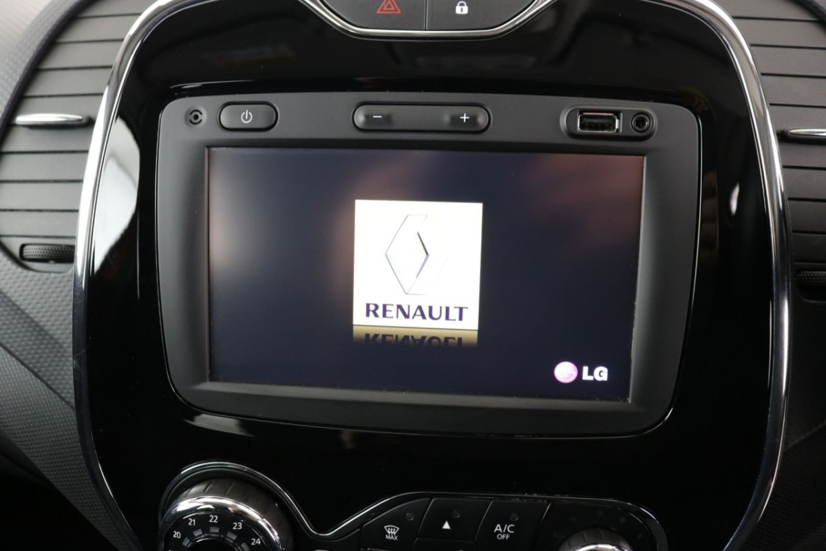 RENAULT CAPTUR 1.2 DYNAMIQUE S NAV TCE 5D AUTO 117 BHP HATCHBACK - 2015 - £9,990