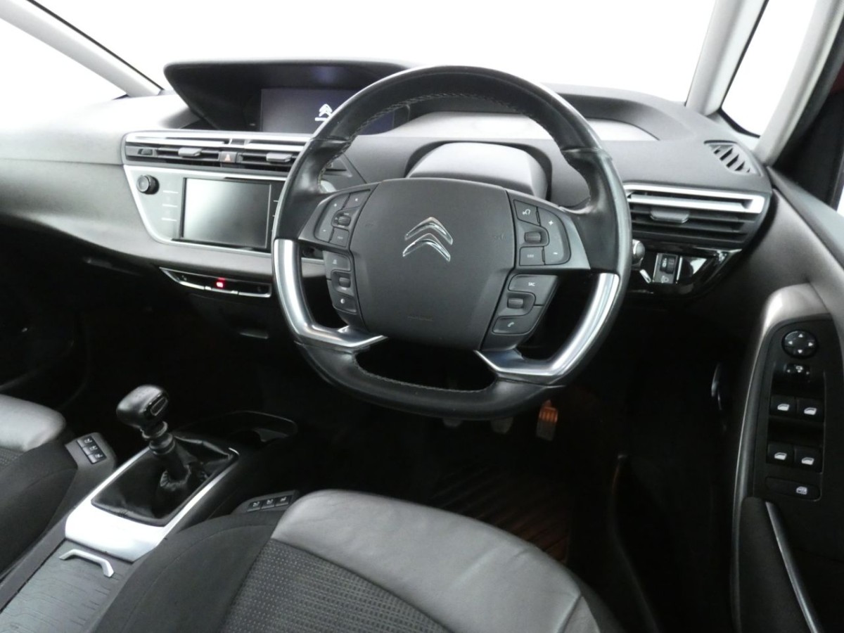 CITROEN GRAND C4 SPACETOURER 1.2 PURETECH FLAIR S/S 5D 129 BHP - 2019 - £13,400