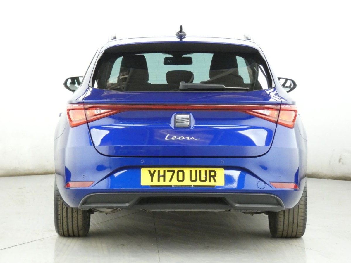 SEAT LEON 1.5 TSI EVO SE DYNAMIC 5D 129 BHP - 2020 - £13,700