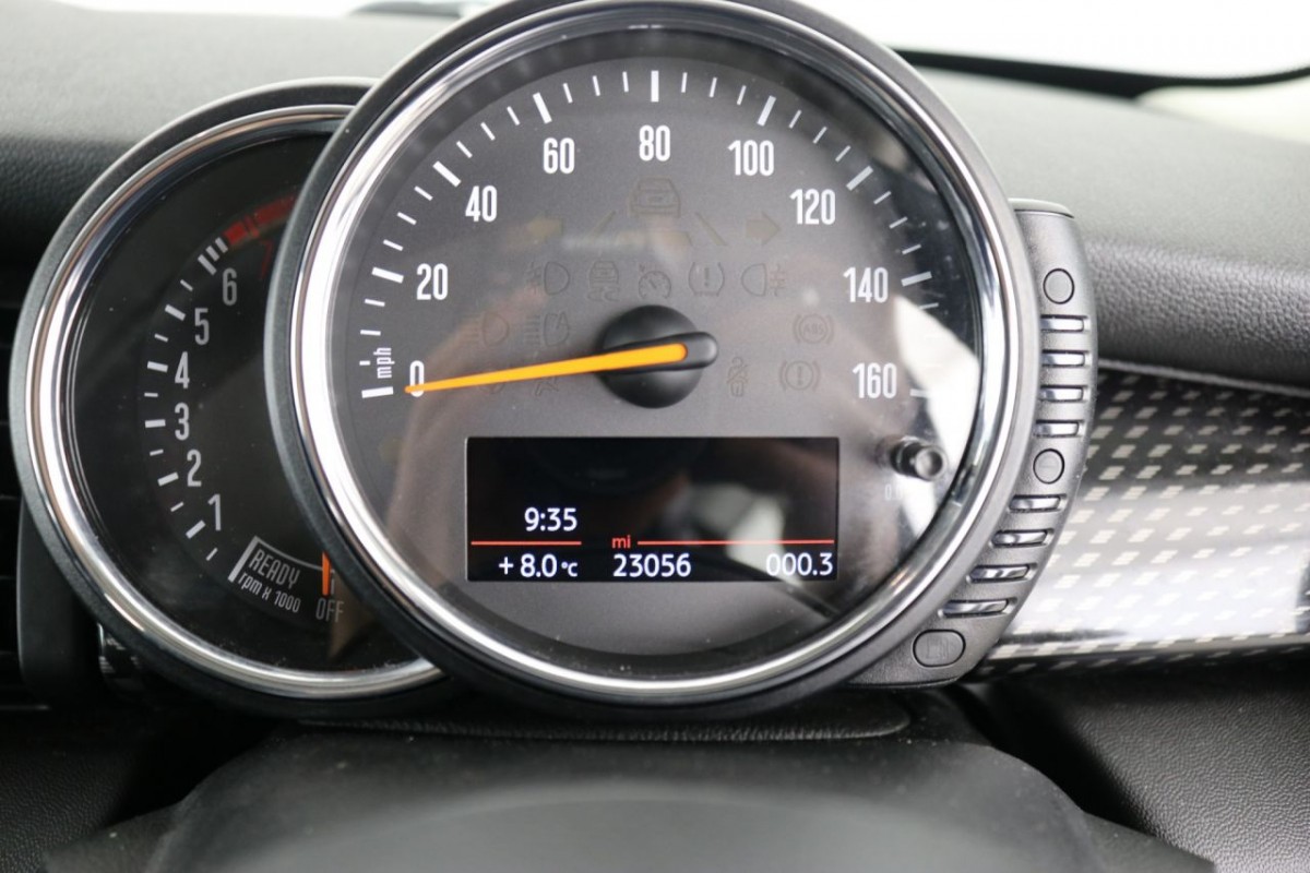 MINI HATCH COOPER 2.0 COOPER S 3D AUTO 189 BHP - 2016 - £14,990