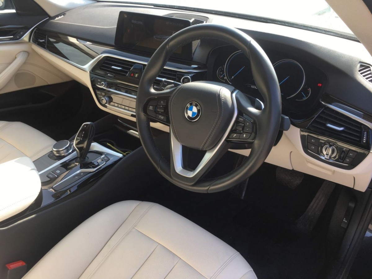 BMW 5 SERIES 2.0 520D SE EFFICIENTDYNAMICS 4D 188 BHP - 2018 - £25,990