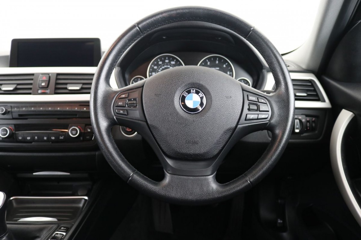 BMW 3 SERIES 2.0 320D EFFICIENTDYNAMICS BUSINESS TOURING 5D 161 BHP - 2014 - £9,990