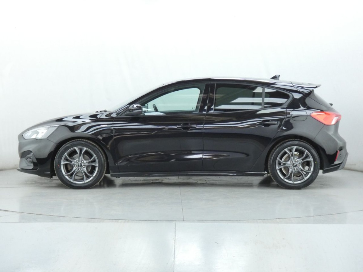 FORD FOCUS 1.0 ST-LINE EDITION MHEV 5D 124 BHP - 2021 - £11,600