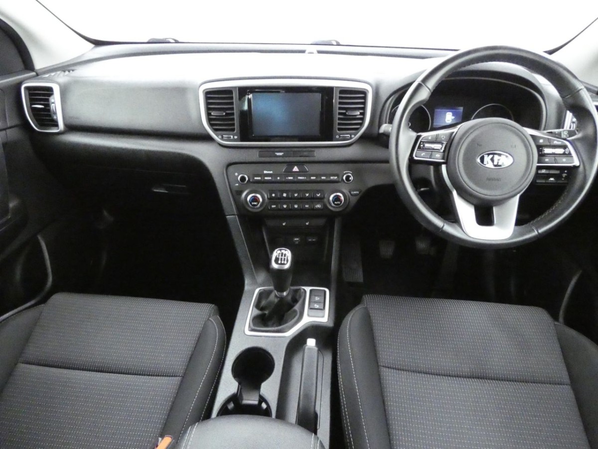 KIA SPORTAGE 1.6 CRDI 2 ISG MHEV 5D 135 BHP - 2020 - £15,700