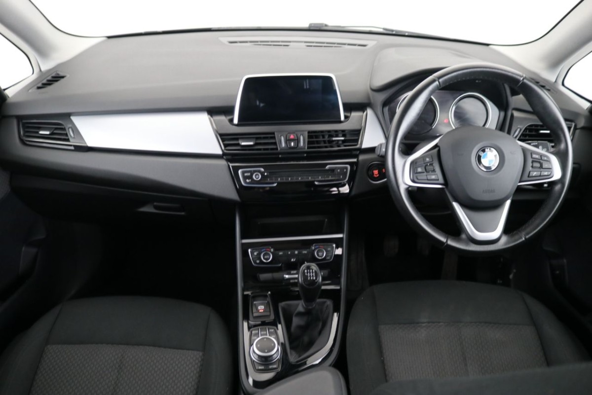 BMW 2 SERIES 1.5 218I SE ACTIVE TOURER 5D 139 BHP - 2018 - £14,400