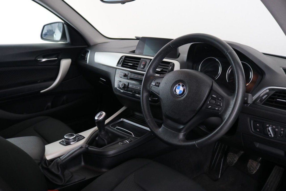 BMW 1 SERIES 1.5 118I SE 3D 134 BHP - 2018 - £13,490