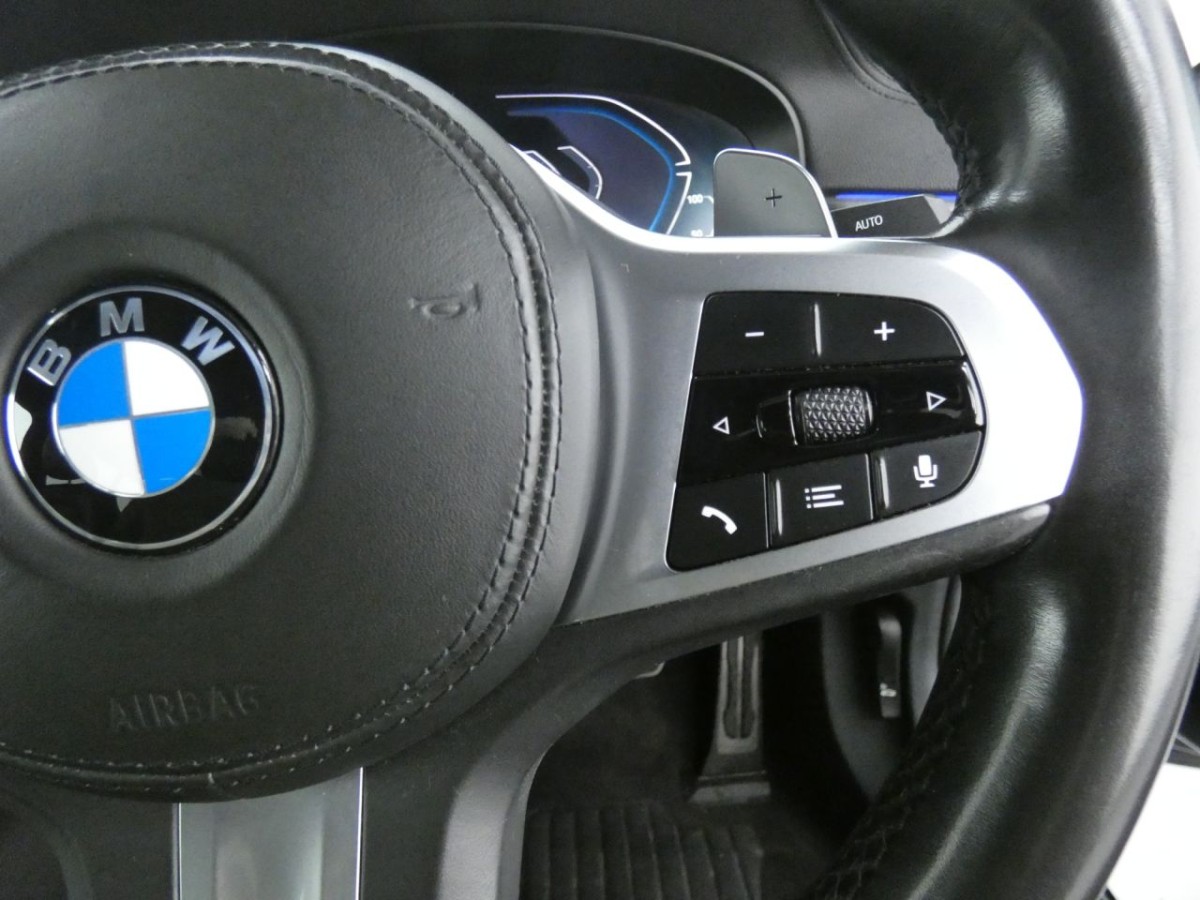 BMW 5 SERIES 2.0 530E M SPORT 4D 249 BHP - 2019 - £18,700