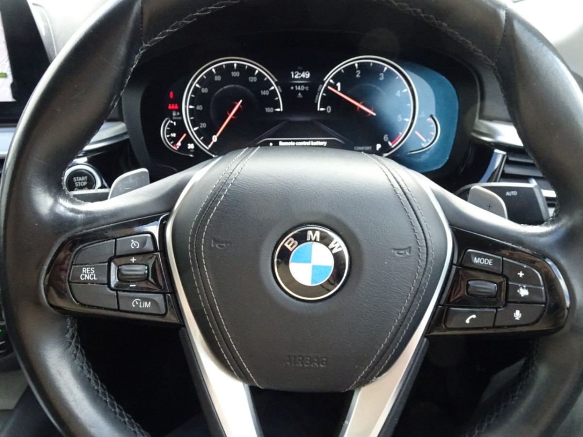 BMW 5 SERIES 2.0 520D SE 4D AUTO 188 BHP SALOON - 2017 - £12,400