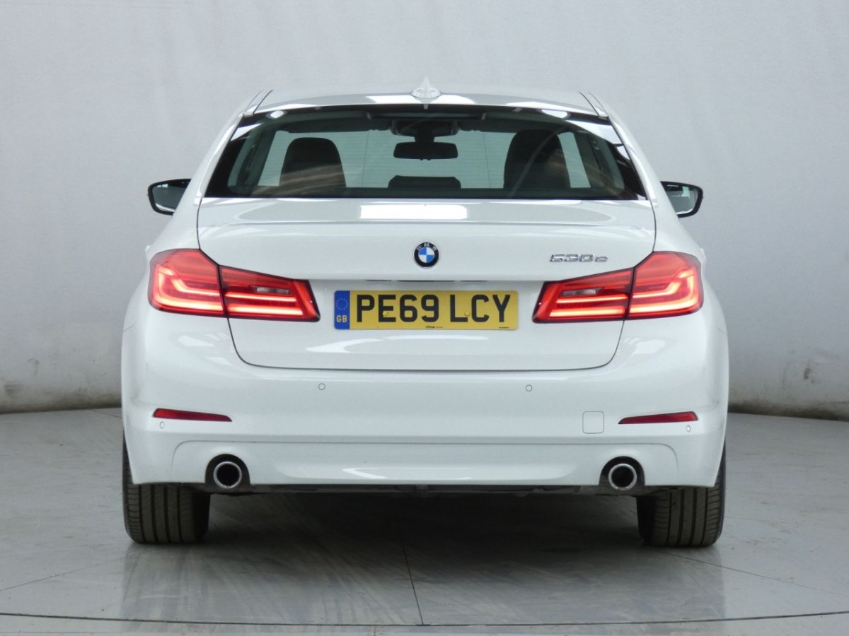 BMW 5 SERIES 2.0 530E SE 4D 249 BHP - 2019 - £16,490