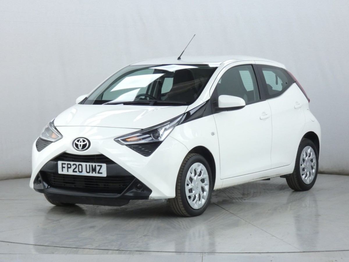 TOYOTA AYGO 1.0 VVT-I X-PLAY 5D 69 BHP - 2020 - £7,990