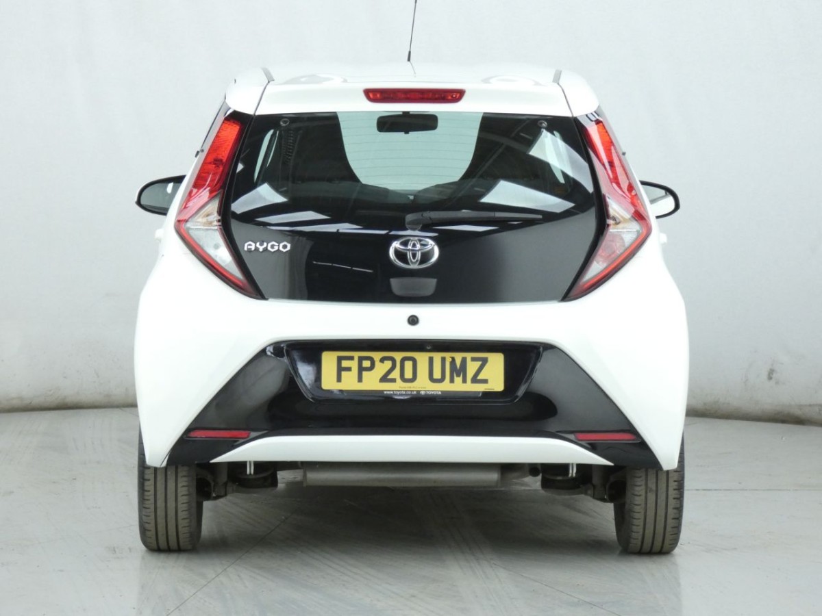 TOYOTA AYGO 1.0 VVT-I X-PLAY 5D 69 BHP - 2020 - £7,990