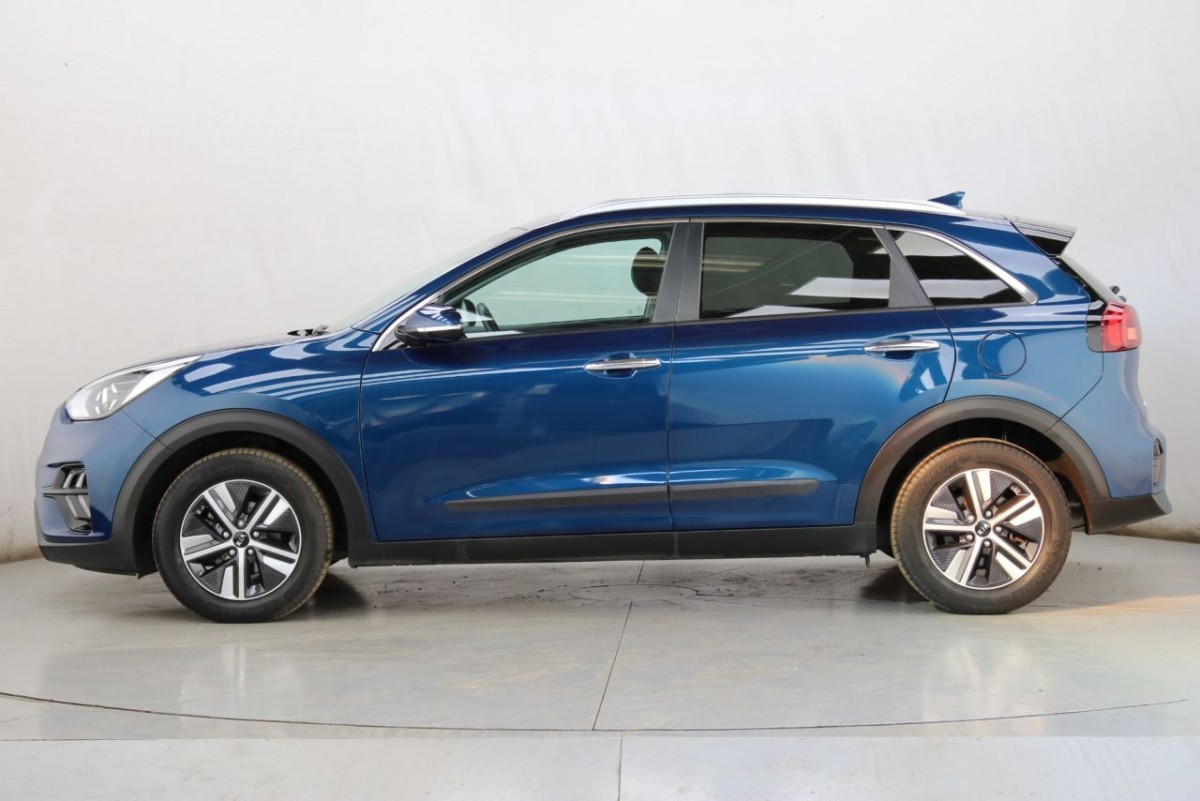 KIA NIRO 1.6 2 5D 104 BHP - 2021 - £15,400