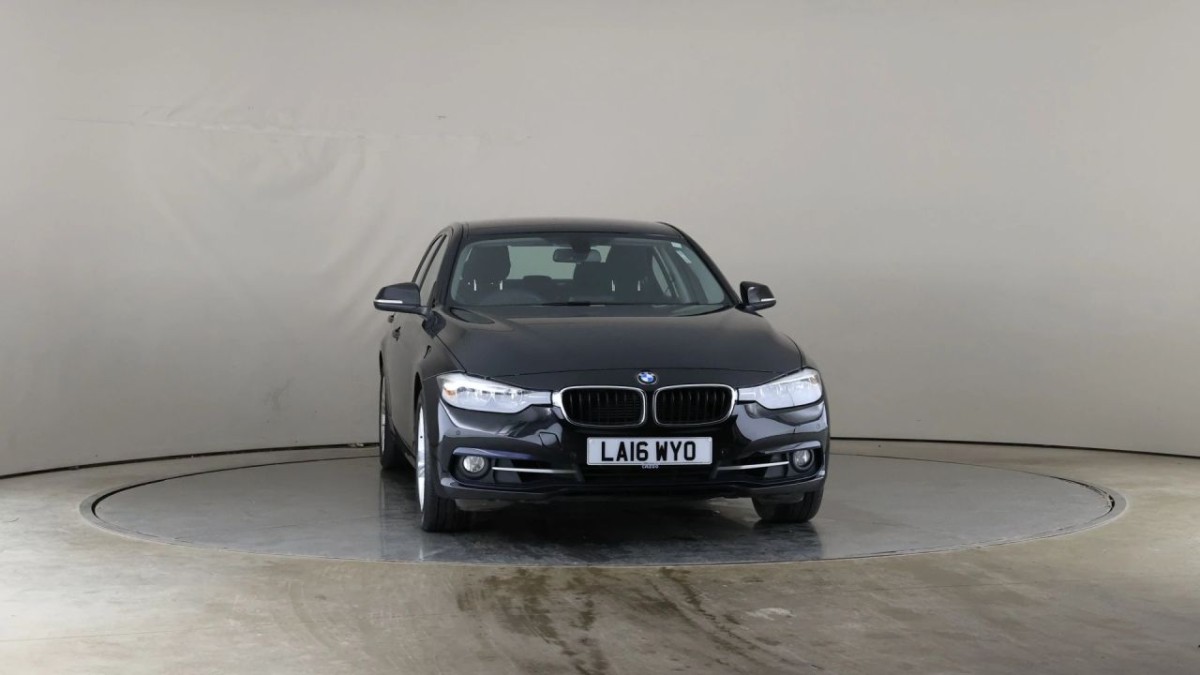 BMW 3 SERIES 2.0 330E SPORT 4D 181 BHP - 2016 - £11,200