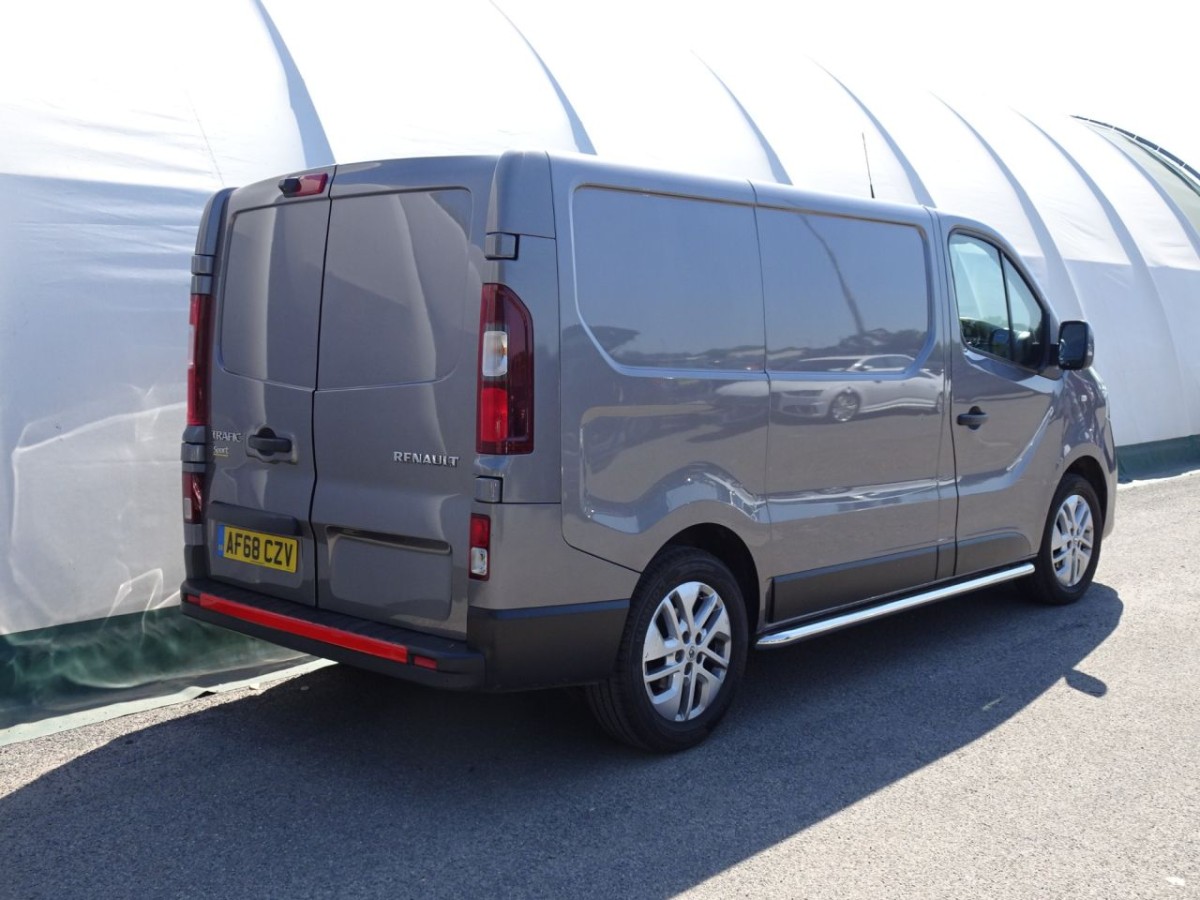 RENAULT TRAFIC 1.6 SL27 SPORT NAV DCI 0D 120 BHP - 2018 - £12,700