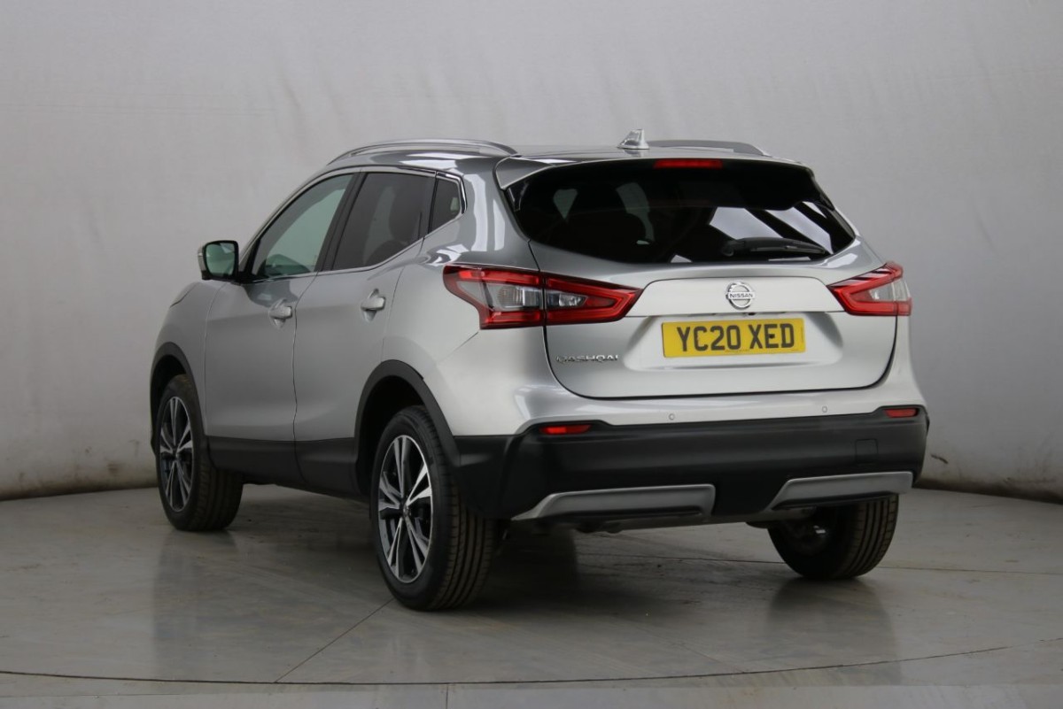 NISSAN QASHQAI 1.3 DIG-T N-CONNECTA 5D 140 BHP - 2020 - £12,400