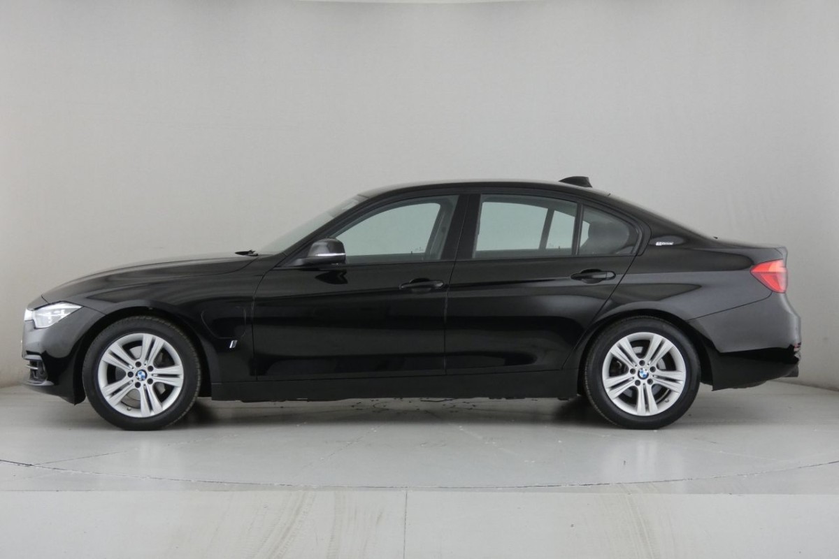 BMW 3 SERIES 2.0 330E SPORT 4D 181 BHP - 2018 - £14,490