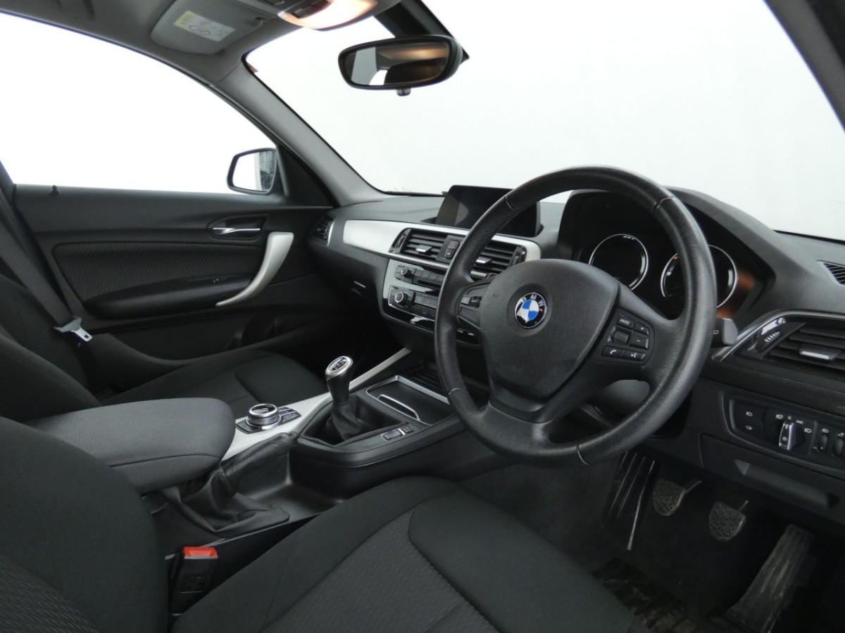 BMW 1 SERIES 1.5 118I SE 5D 134 BHP - 2018 - £12,990