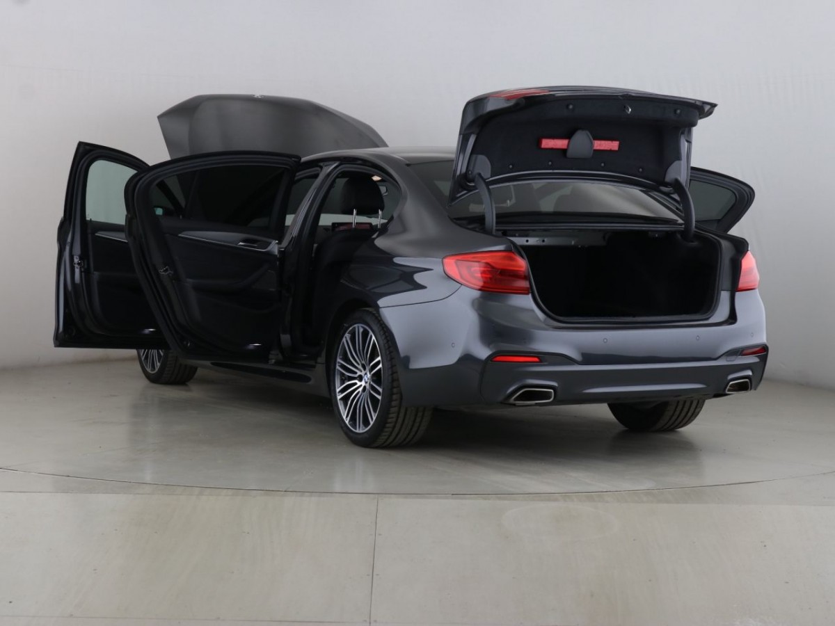 BMW 5 SERIES 2.0 520D M SPORT 4D 188 BHP - 2018 - £23,490