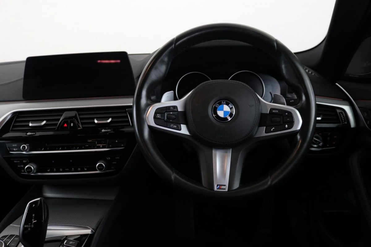 BMW 5 SERIES 2.0 520D M SPORT 4D 188 BHP - 2018 - £23,490